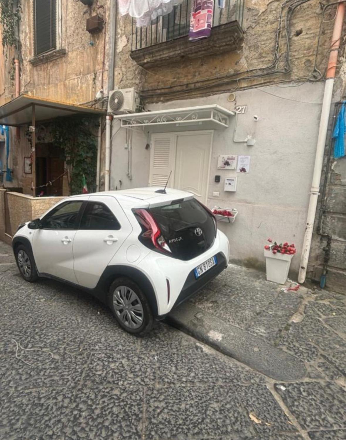 La Rosa Home Napoli Esterno foto