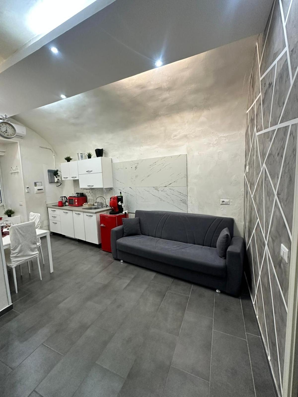 La Rosa Home Napoli Esterno foto